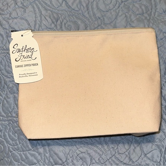 BRAND NEW - Southern Fried Design Barn
Pretty Is As Pretty Does Zipper Pouch - Picture 9 of 14